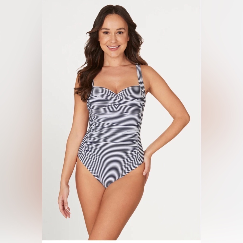 Nip Tuck Sorrento Stripe Joanne One Piece Swimsuit EUC size 8